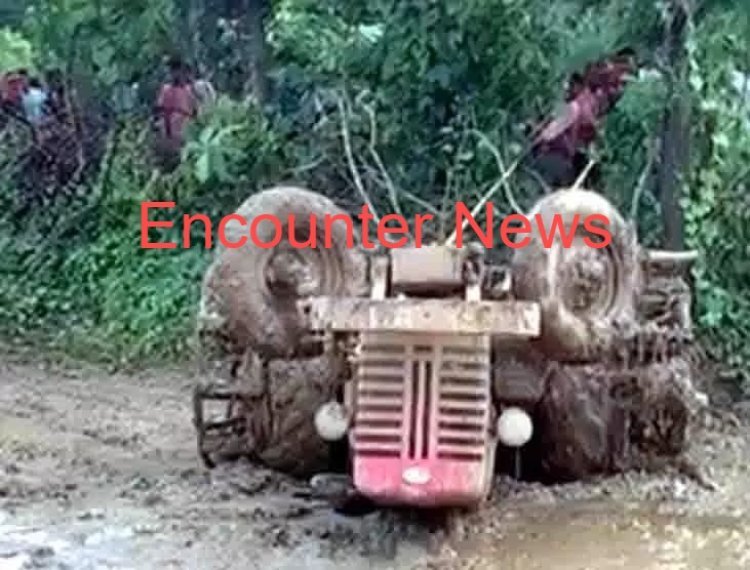 ट्रैक्टर पलटने से ड्राइवर की मौत