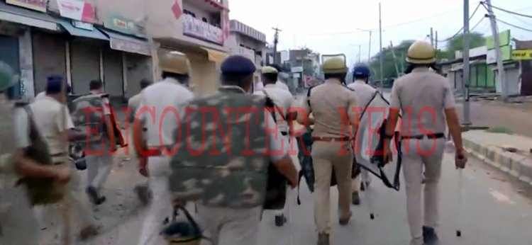 इस जिले में हिंसा के बाद स्कूल- कॉलेज के साथ इंटरनेट बंद, धारा 144 लागू