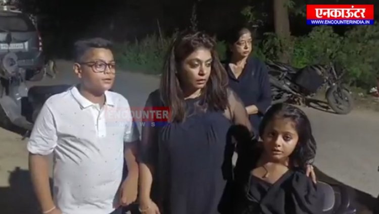 जालंधरः एक्टिवा पर लौट रहे गीता मंदिर के पुजारी को लूटा, देखें वीडियो