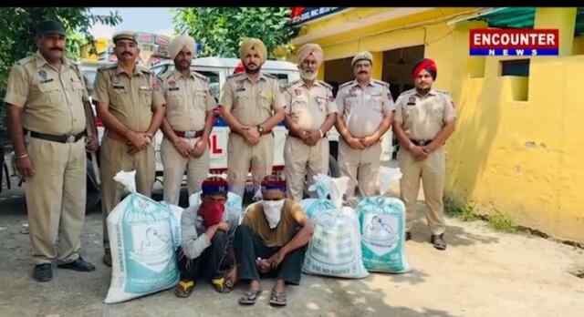 पंजाबः पुलिस ने 153 किलो चुरा पोस्त सहित दो तस्करों को किया गिरफ्तार, देखें वीडियो
