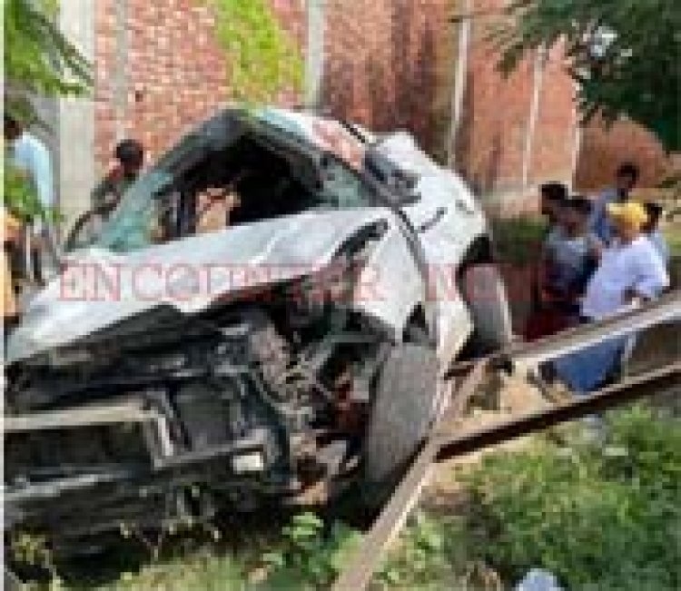 पंजाबः पशु की चपेट में आने से क्रेटा गाड़ी के उड़े परखच्चे, एक की मौत