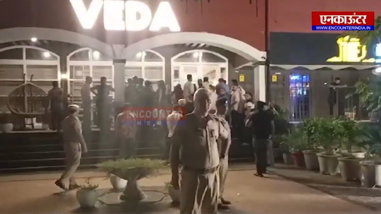 Swiss lounge, Rozana और slounge skybar में पुलिस की रैड, देखें वीडियो