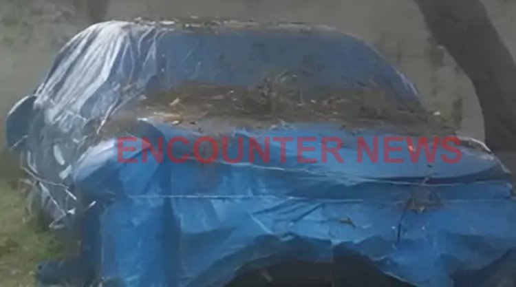 श्मशान घाट में मिली संदिग्ध BMW कार, गाड़ी की नंबर प्लेटे गायब