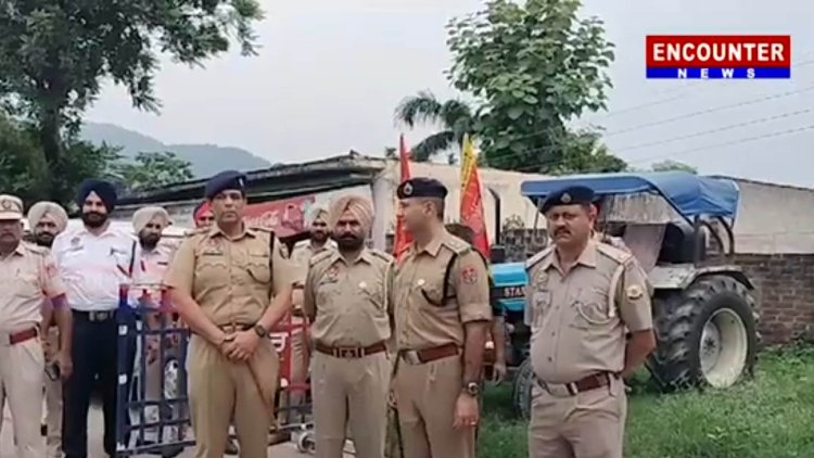 ਪੰਜਾਬ ਪੁਲਿਸ ਤੇ ਹਿਮਾਚਲ ਪੁਲੀਸ ਨੇ ਸਾਂਝੇ ਤੌਰ ਤੇ ਕੀਤੀ ਚੈਕਿੰਗ, ਦੇਖੋ ਵਿਡਿਓ