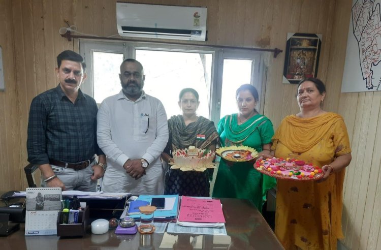 आजीविका मिशन के तहत ऊना में खंड स्तरीय राखी थाली प्रतियोगिता आयोजित