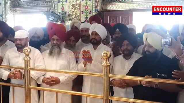 ਪੰਜਾਬ : ਸਾਬਕਾ ਮੁੱਖ ਮੰਤਰੀ ਚਰਨਜੀਤ ਸਿੰਘ ਚੰਨੀ ਸ੍ਰੀ ਚਮਕੋਰ ਸਾਹਿਬ ਵਿਖੇ ਹੋਏ ਨਤਮਸਤਕ, ਦੇਖੋ ਵਿਡਿਓ