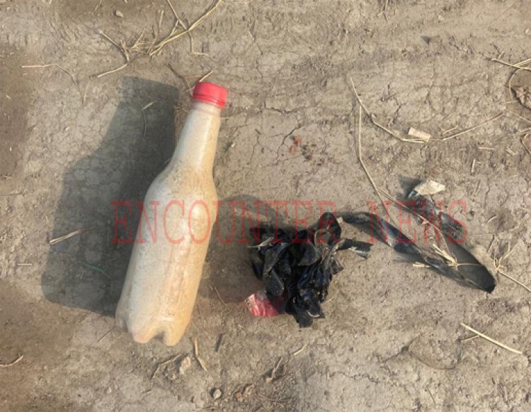 पंजाबः संदिग्ध नशीले पदार्थ से भरी बोतल बरामद