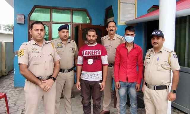 चोरी की वारदातों को अंजाम देने वाले 3 आरोपी गिरफ्तार