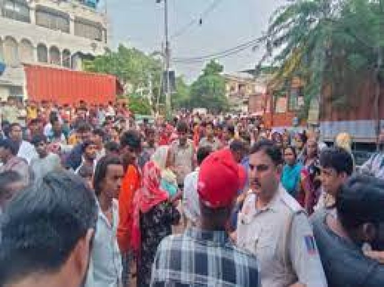 निर्माणाधीन इमारत की दीवार गिरी, मौत
