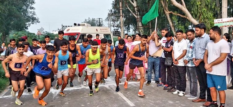 इंदिरा खेल मैदान में मेंज़र ध्यानचंद राज्य स्तरीय हॉकी प्रतियोगिता का हुआ शुभारंभ
