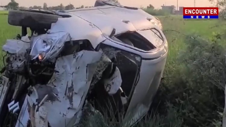पंजाबः एक्टिवा और कार की भयानक टक्कर में एक की मौत, गाड़ी के उड़े परखच्चे, देखें वीडियो