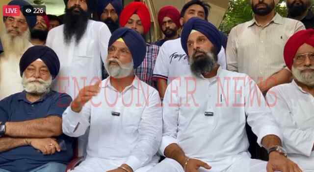 जालंधरः 2 भाईयों के ब्यास में कूदने के मामले में SHO नवदीप को लेकर मजीठिया का आया बड़ा बयान, देखें Live