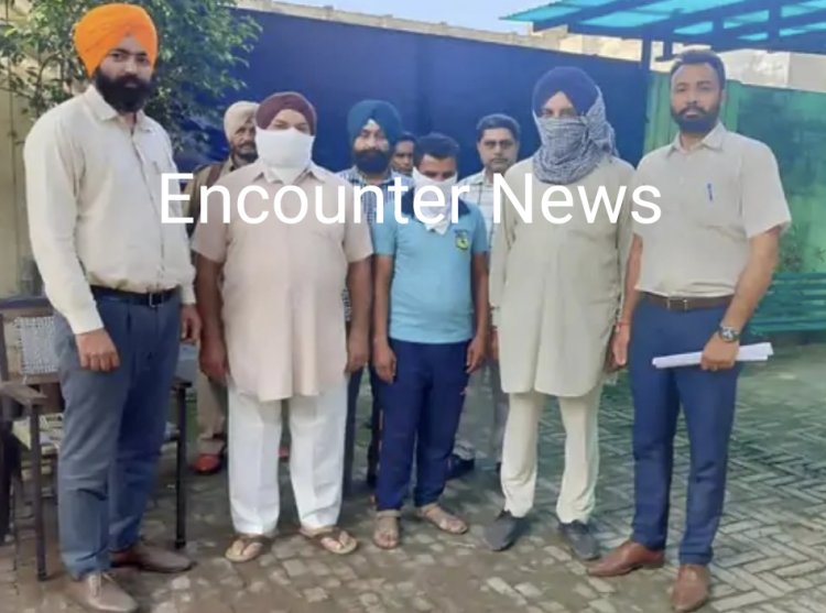 पंजाब : विजिलेंस के नकली अधिकारी गिरफ्तार, 2 पूर्व फौजी शामिल