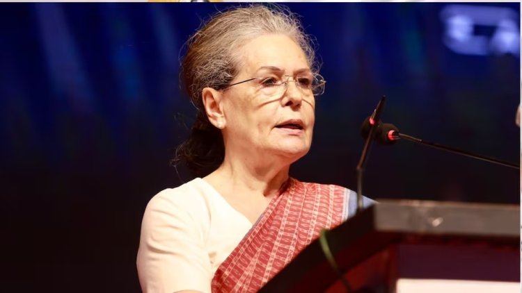 सोनिया गांधी की बिगड़ी तबीयत, अस्पताल में भर्ती