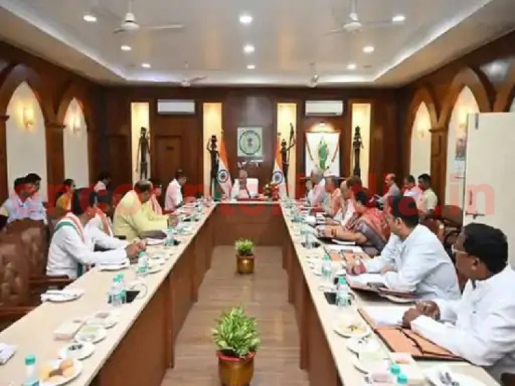 सरकार का बड़ा Action: 1500 से ज्यादा कर्मचारी एक साथ सस्पेंड