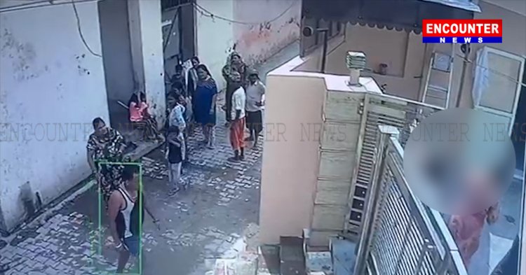 पंजाब : मामूली विवाद को लेकर हुआ झगड़ा , बच्ची का फोड़ा सिर , देखें वीडियो