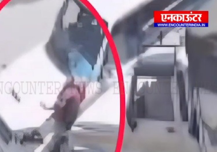 पंजाब :  नाबालिग स्कॉर्पियो चालक ने पैदल जा रही महिला को कुचला, देखें दिल दहलाने वाली वीडियो