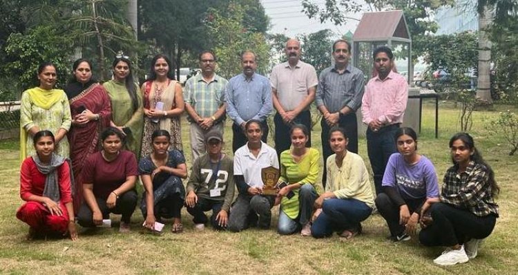 राजकीय उत्कृष्ट महाविद्यालय के रेड रिबन क्लब के छात्रों को नाटक स्पर्धा में तृतीय स्थान
