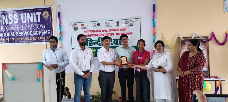 दिनचर्या में अधिक से अधिक हिंदी भाषा का प्रयोग करें – डॉ लाल सिंह