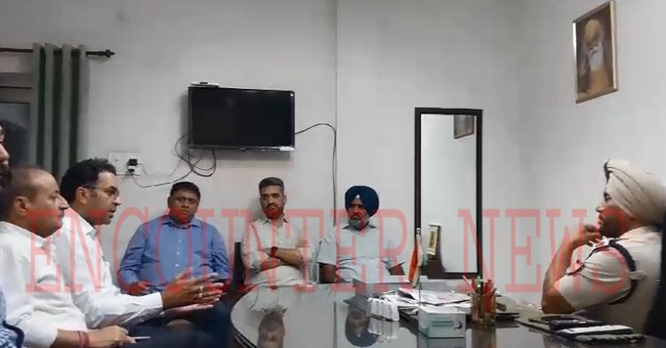 जालंधरः आप नेता के खिलाफ एकजुट हुई कांग्रेस, परगट सिंह का आया बड़ा बयान, देखें वीडियो