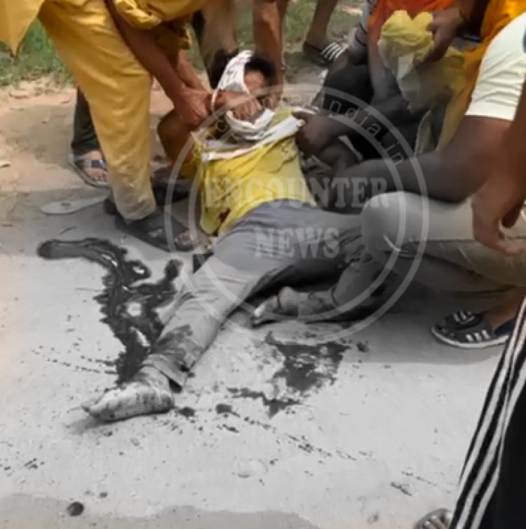 पंजाबः तेजधार हथियार से युवक का कत्ल, लटकते रहे हाथ-पैर, देखें दिल दहलाने वाला वीडियो