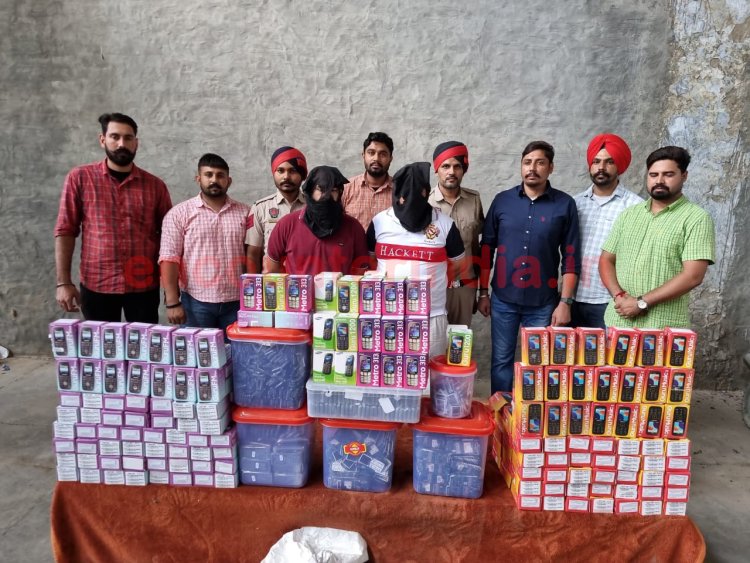 पंजाबः फर्जी IMEI नंबर लगाकर मोबाइल बेचते 2 दुकानदार काबू, देखें वीडियो
