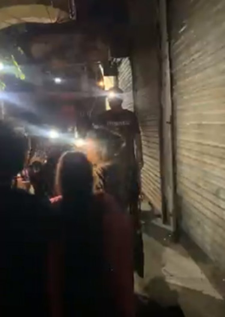 जालंधरः वाल्मीकि गेट के पास युवकों में हुई झड़प, गोली चलने के लगे आरोप, देखें Live