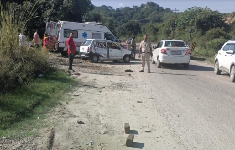 वनखण्डी में ट्रक व अल्टो कार की भिडंत दो की मौत, चार घायल