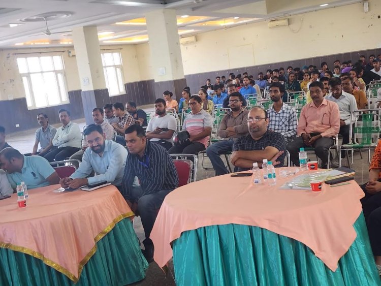 बाथू में प्रधानमंत्री नेशनल अप्रिंटिसशिप मेला आयोजित