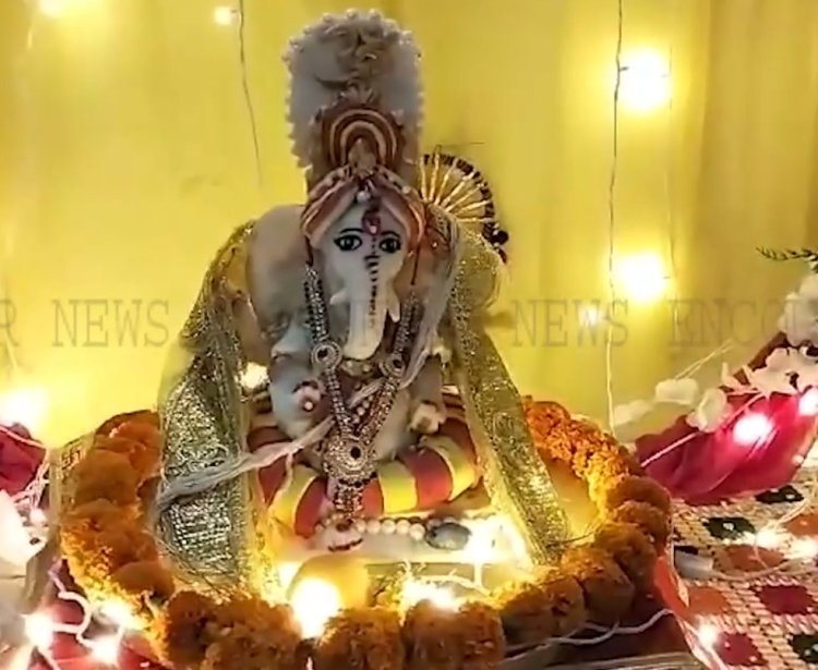 पंजाब : महिला ने बनाई चॉकलेट से गणेश जी की मूर्ति, देखें वीडियो