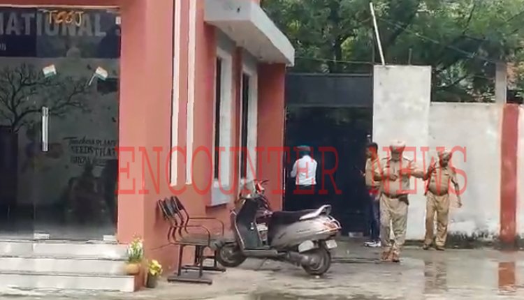 पंजाबः Universal Convent International School में छात्रा ने तीसरी मंजिल से लगाई छलांग, देखें वीडियो