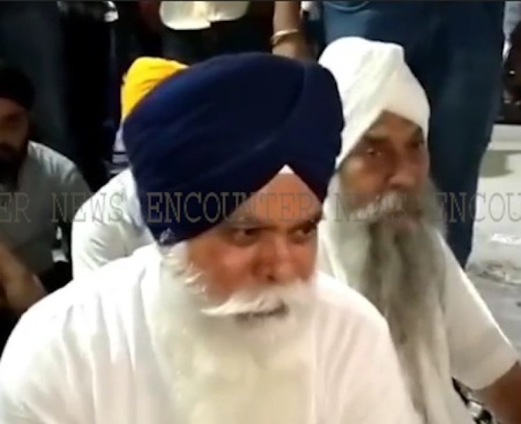 पंजाब : गुरुद्वारा साहिब में आग लगाने वाले व्यक्ति को लोगों ने किया काबू, हुआ हंगामा, देखें वीडियो