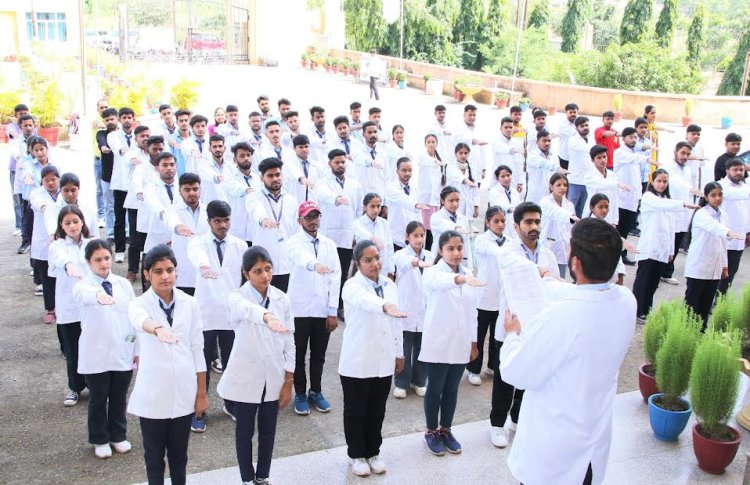 आईईसी यूनिवर्सिटी में मनाया गया विश्व फार्मासिस्ट दिवस
