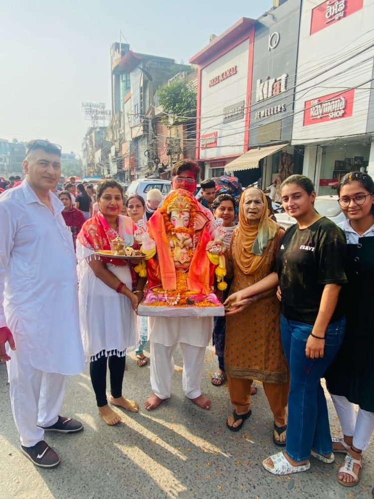 जालंधर : धूमधाम से किया गया श्री गणपति जी का विसर्जन