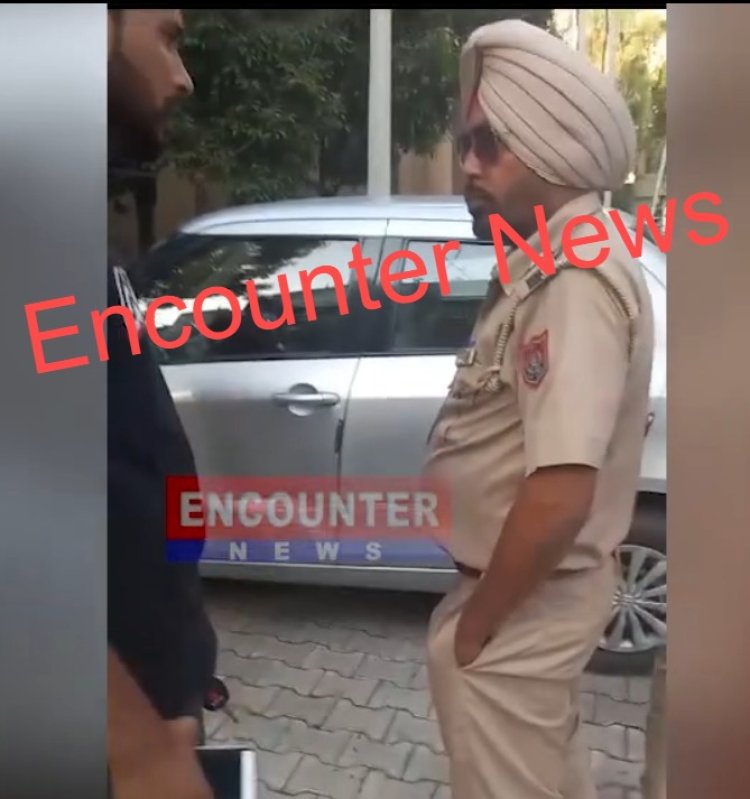 जालंधरः सिविल अस्पताल में पार्किंग में खड़ी गाड़ी को चालक ने किया क्षतिग्रस्त, देखें वीडियो