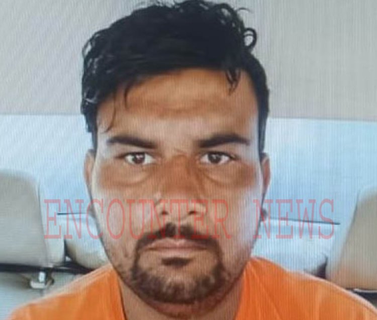 पंजाबः पुलिस की गाड़ी लेकर भागा लुटेरा गिरफ्तार, देखें वीडियो