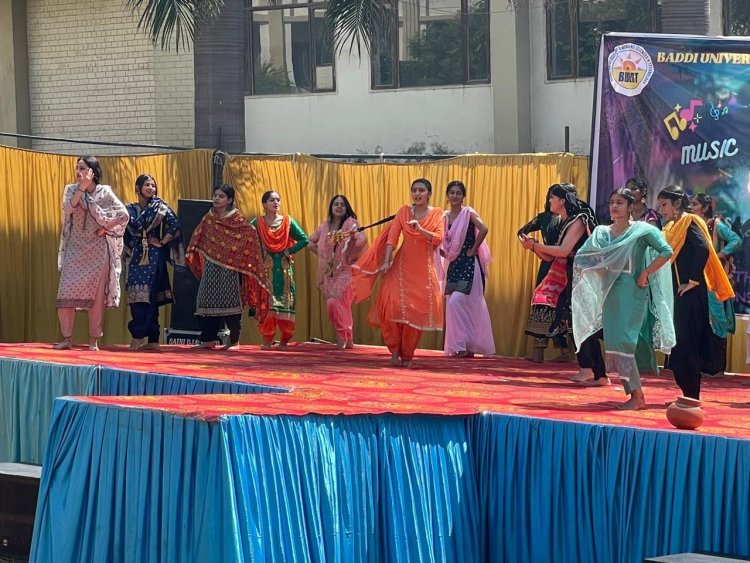 बददी यूनिवर्सिटी में हुआ फ्रेशर पार्टी संगम 2023 का आयोजन