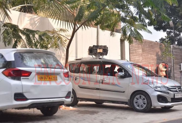 मशहूर मयूर ग्रुप के 35 ठिकानों पर 150 से अधिक IT अफसरों की Raid, देखें वीडियो