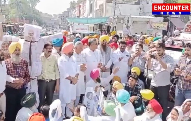 ਪੰਜਾਬ : ਸੰਜੇ ਸਿੰਘ ਉਪਰ ਈ ਡੀ ਦੀ ਕਾਰਵਾਈ ਤੋ ਭੜਕੇ ਆਪ ਵਰਕਰਾ ਨੇ ਸਾੜਿਆ ਮੋਦੀ ਸਰਕਾਰ ਦਾ ਪੁਤਲਾ , ਦੇਖੋ ਵੀਡੀਓ