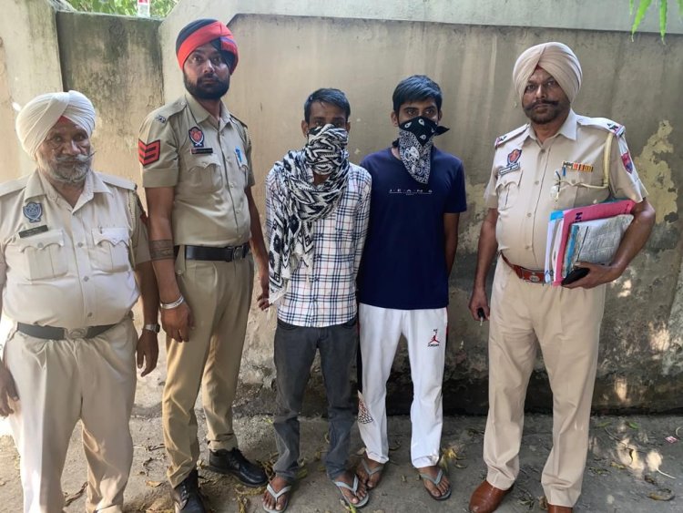 जालंधरः चोरी के मोटरसाइकिल सहित दो गिरफ्तार