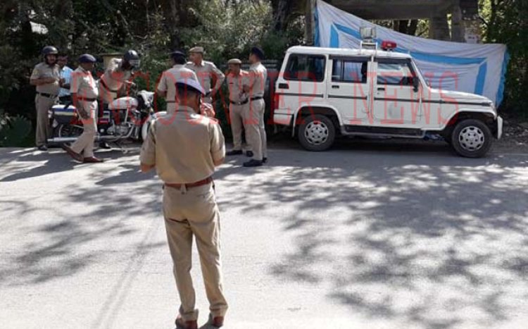 अर्धनगन अवस्था में महिला का श’व बरामद