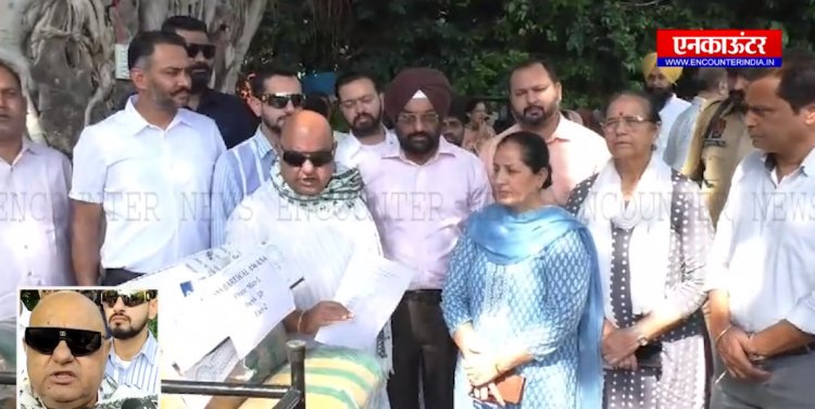 ਪੰਜਾਬ : MLA ਨੇ 17 ਸਕੂਲਾਂ ਨੂੰ ਵੰਡਿਆ ਸਮਾਨ, ਦੇਖੋ ਵੀਡਿਓ