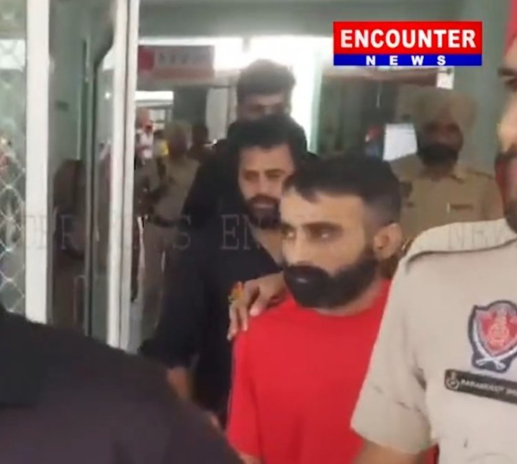 ਪੰਜਾਬ : ਪੁਲਿਸ ਨੇ ਕੜੀ ਸੁਰੱਖਿਆ ‘ਚ ਗੈਂਗਸਟਰ ਸਚਿਨ ਨੂੰ ਇਲਾਜ ਲਈ ਲਿਆਂਦਾ ਹਸਪਤਾਲ, ਦੇਖੋ ਵੀਡਿਓ
