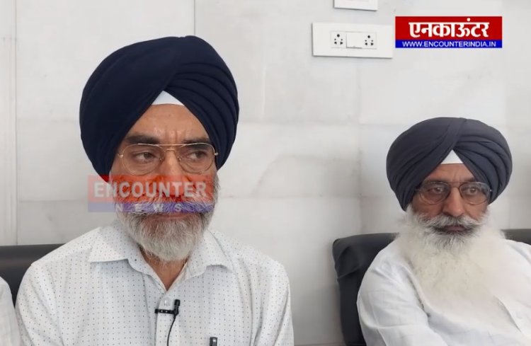 ਪੰਜਾਬ : ਚੰਦਰਯਾਨ-3 ਦੀ ਕਾਮਯਾਬੀ ਤੋਂ ਬਾਅਦ ਈਸਰੋਂ ਦੇ ਮੈਂਬਰ ਸ੍ਰੀ ਦਰਬਾਰ ਸਾਹਿਬ ‘ਚ ਹੋਏ ਨਤਮਸਤਕ, ਦੇਖੋ ਵੀਡਿਓ