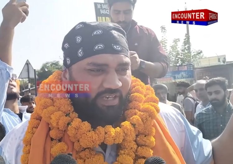 पंजाब : गोल्ड मेडलिस्ट तजिंदर तूर पहुंचे पैत्रिक गांव,  हुआ भव्य स्वागत, देखें वीडियो