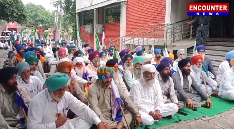 ਪੰਜਾਬ : ਕਿਸਾਨ ਮਜ਼ਦੂਰ ਸੰਘਰਸ਼ ਕਮੇਟੀ ਵੱਲੋਂ ਮਾਰਕਫੈੱਡ ਦਫਤਰ ਦਾ ਕੀਤਾ ਘਿਰਾਓ, ਦੇਖੋ ਵੀਡਿਓ