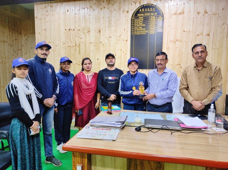 प्री-रिपब्लिक डे परेड कैंप के लिए महाविद्यालय बंगाणा की नीलम चयन
