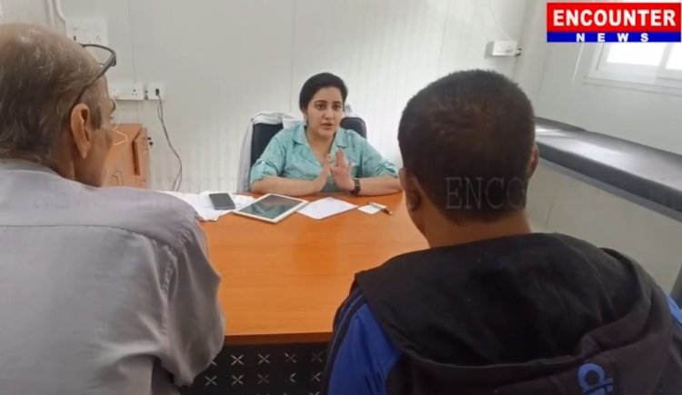 जालंधरः पंजाब में खुले मोहल्ला क्लीनिक को लेकर लोगों ने खोली पोल, देखें वीडियो