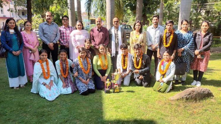 राजकीय महाविद्यालय ऊना का विश्व विद्यालय संगीतोत्सव में उत्कृष्ट प्रदर्शन