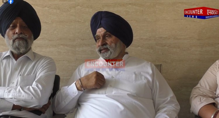 ਪੰਜਾਬ : ਸ਼੍ਰੋਮਣੀ ਅਕਾਲੀ ਦਲ ਨੇ ਮਹਿਲਾ ਪ੍ਰੋਫੈਸਰ ਵੱਲੋਂ ਖੁਦਕੁਸ਼ੀ ਕਰਨ ਦੇ ਮਾਮਲੇ ‘ਚ ਪੁਲਿਸ ਦੀ ਕਾਰਵਾਈ ‘ਤੇ ਚੁੱਕੇ ਸਵਾਲ, ਦੇਖੋ ਵੀਡਿਓ